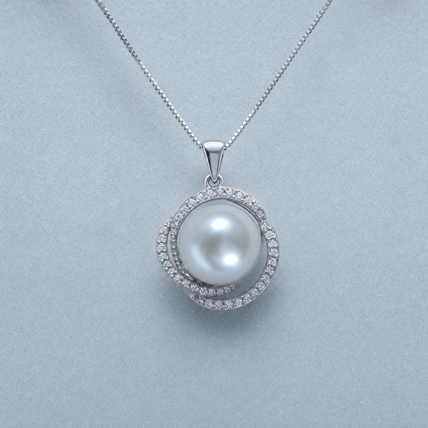 Pearl Halo Pendant Necklace with Metakaku® NFC Technology