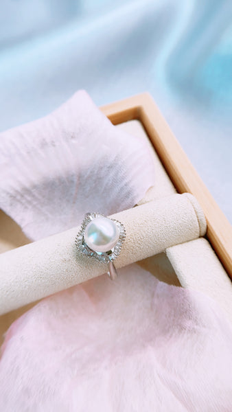 《感恩美麗》-日本Akoya珍珠18K金鑽石指環
