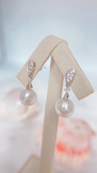 《感恩美麗》-日本Akoya珍珠14K金鑽石耳環